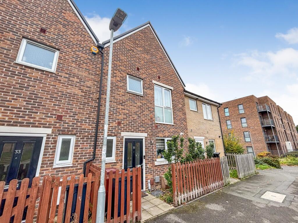 Main image of property: Eddleston Way, Tilehurst, Reading, RG30