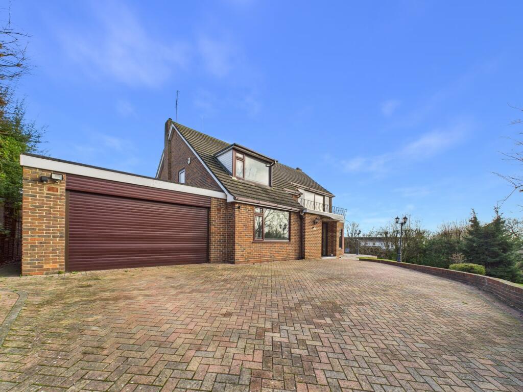 Main image of property: New Lane Hill, Tilehurst, Reading, RG30