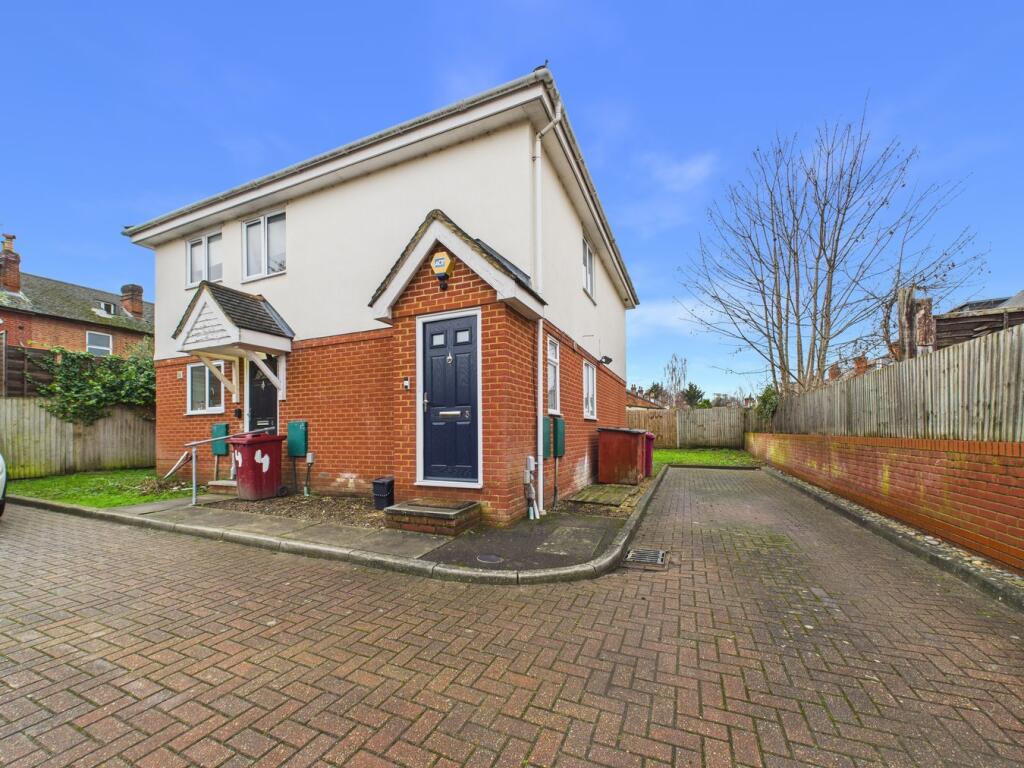 Main image of property: Mason Street, Reading, RG1