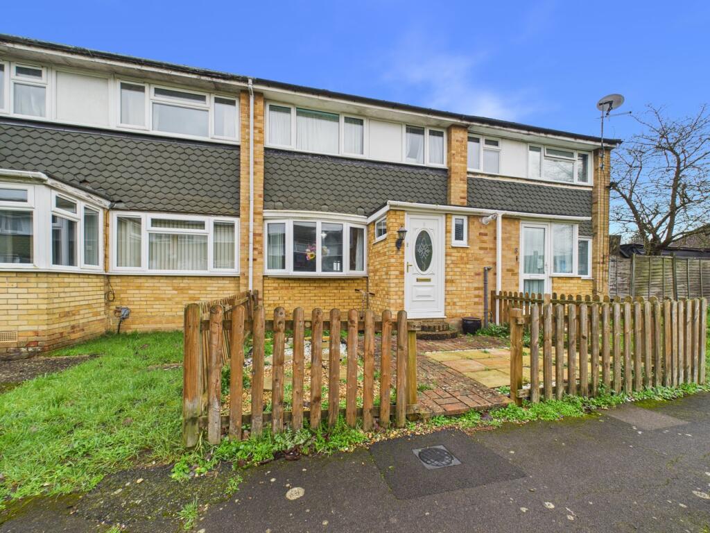 Main image of property: Poole Close, Tilehurst, Reading, RG30