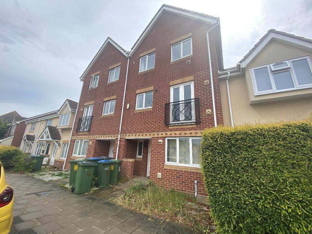 5 bedroom house for sale in Hillview Drive, Thamesmeade, London, SE28