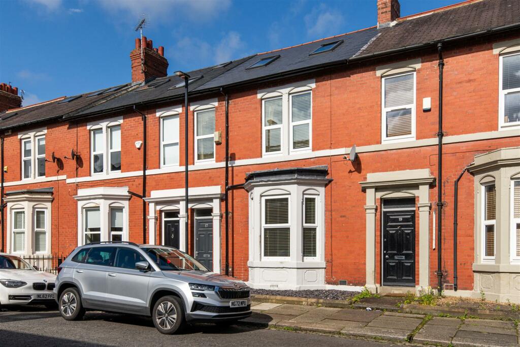 3 bedroom terraced house for sale in Treherne Road, Jesmond, Newcastle