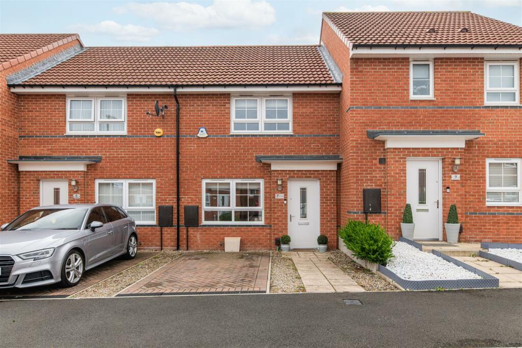 2 bedroom terraced house for sale in Elder Grove, Blakelaw, Newcastle