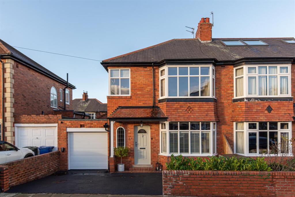 Main image of property: Cotswold Gardens, High Heaton, Newcastle Upon Tyne