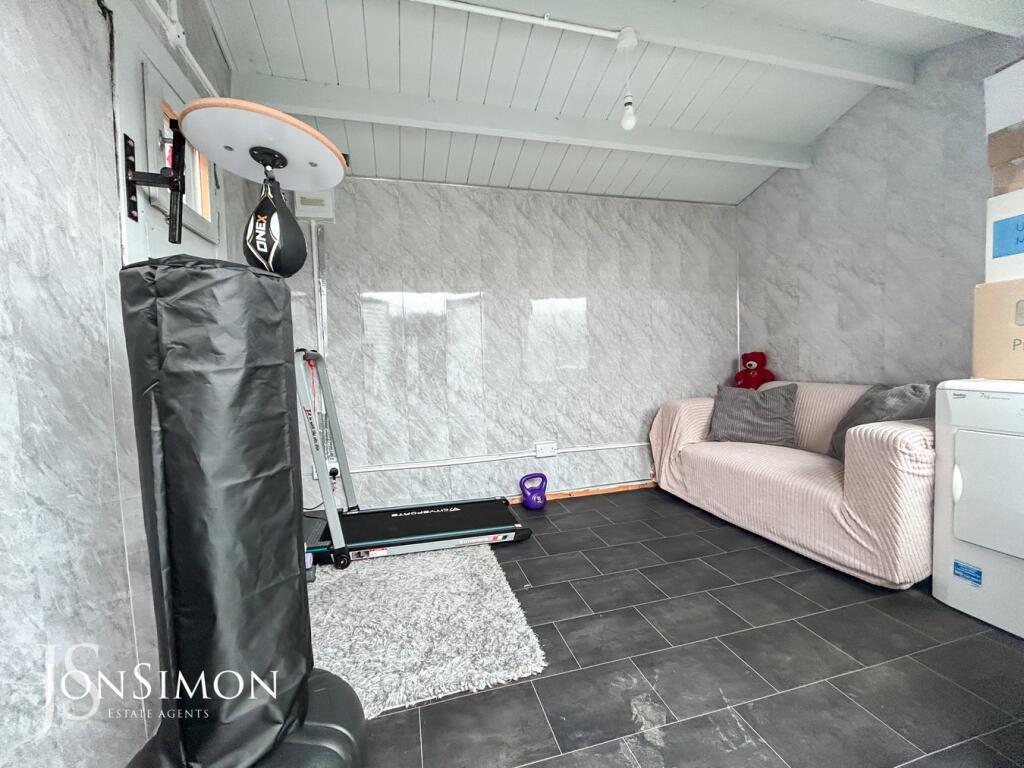 Additional property image - Roseberry Close, Ramsbottom, Bury, BL0
