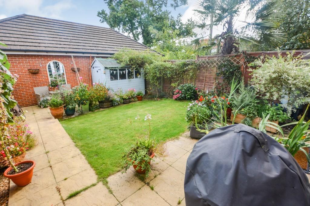 3 bedroom semidetached house for sale in Cawbeck Road, Little Canfield