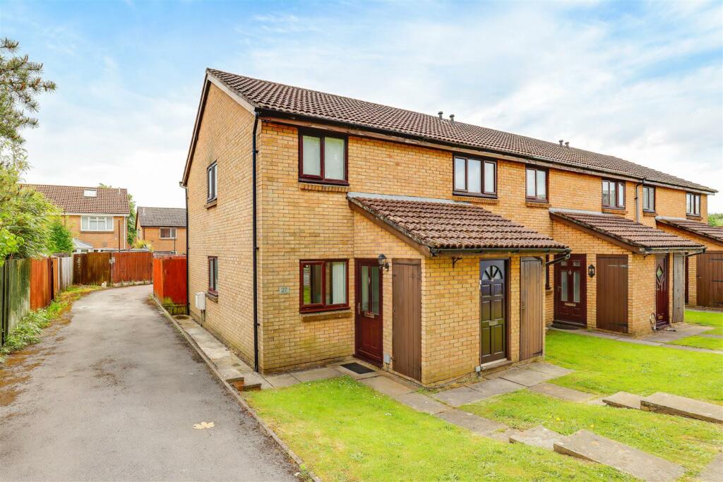 Main image of property: Oxwich Close, Fairwater, Cardiff