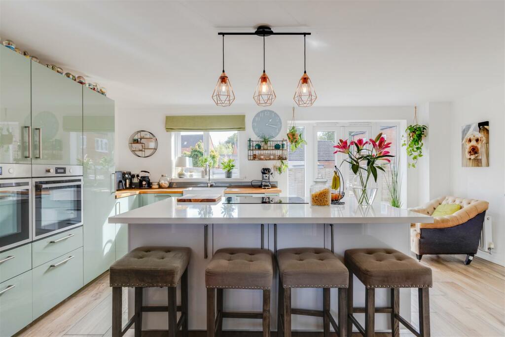 Additional property image - Goetre Fawr, Radyr, Cardiff
