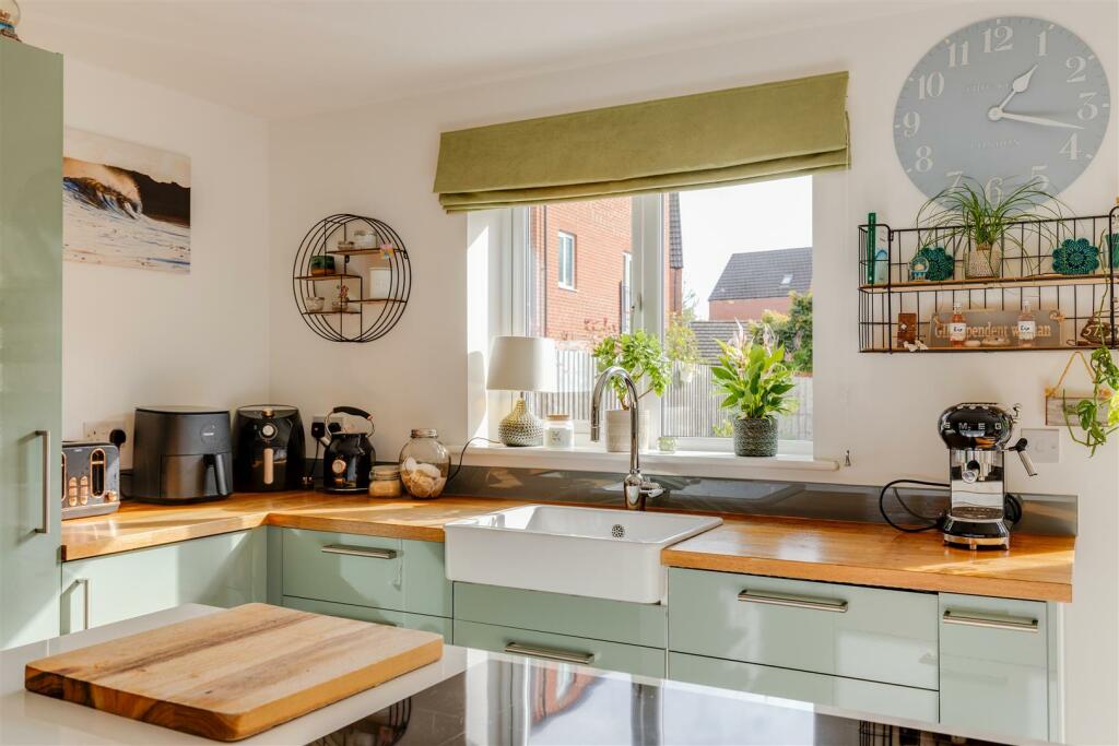 Additional property image - Goetre Fawr, Radyr, Cardiff