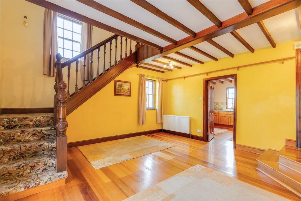 Additional property image - Main Road, Gwaelod-Y-Garth, Cardiff