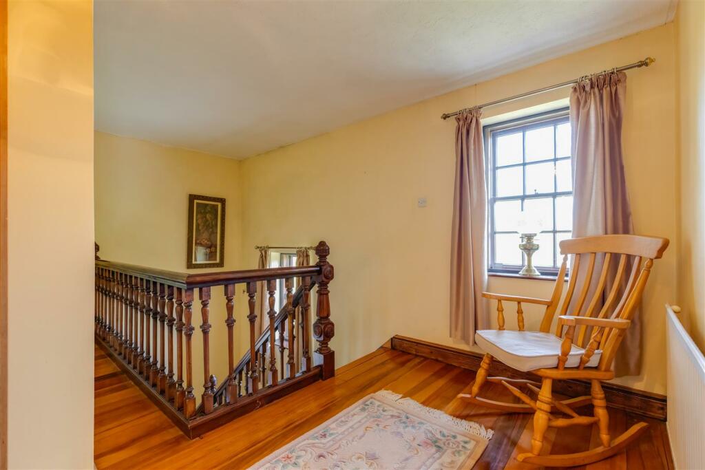 Additional property image - Main Road, Gwaelod-Y-Garth, Cardiff