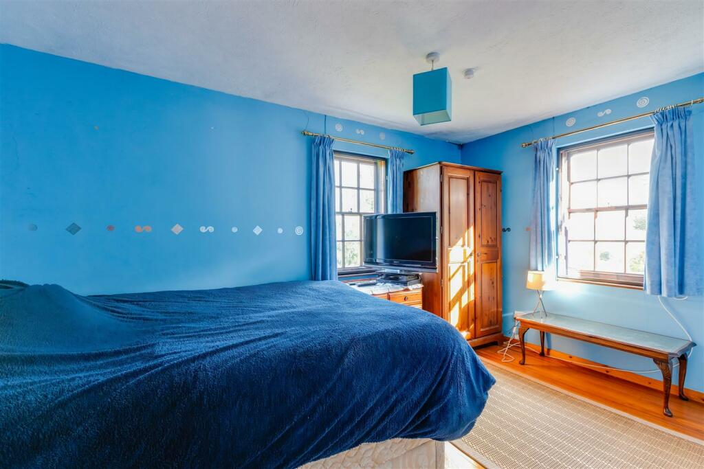 Additional property image - Main Road, Gwaelod-Y-Garth, Cardiff