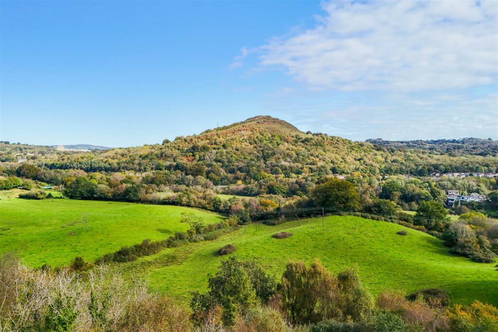 Additional property image - Main Road, Gwaelod-Y-Garth, Cardiff