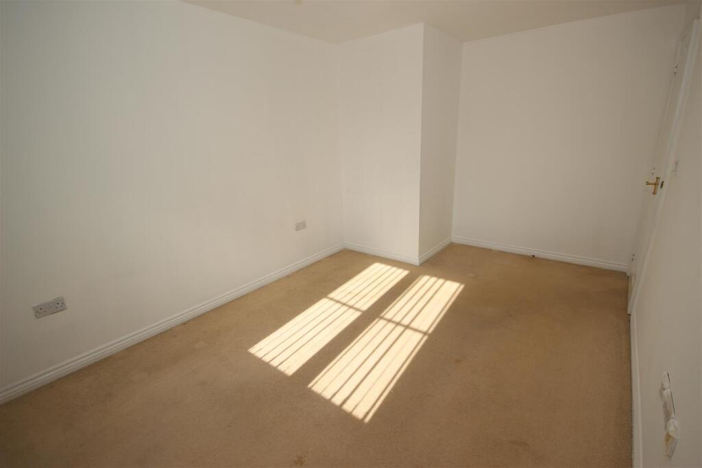 Additional property image - De Clare Drive, Radyr, Cardiff