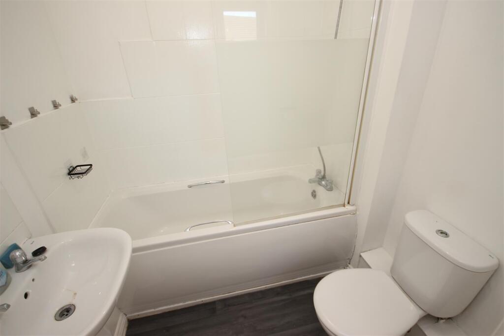 Additional property image - De Clare Drive, Radyr, Cardiff