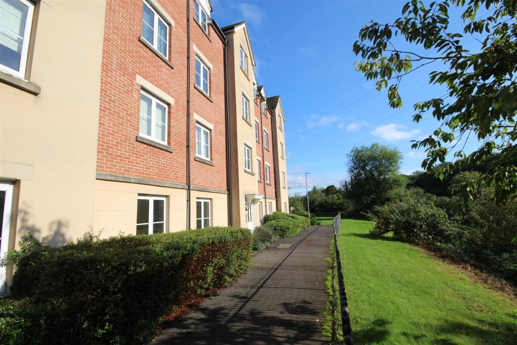 Additional property image - De Clare Drive, Radyr, Cardiff