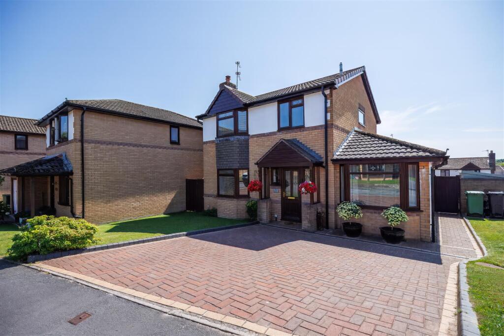 Main image of property: Cwm Gwynlais, Tongwynlais, CARDIFF