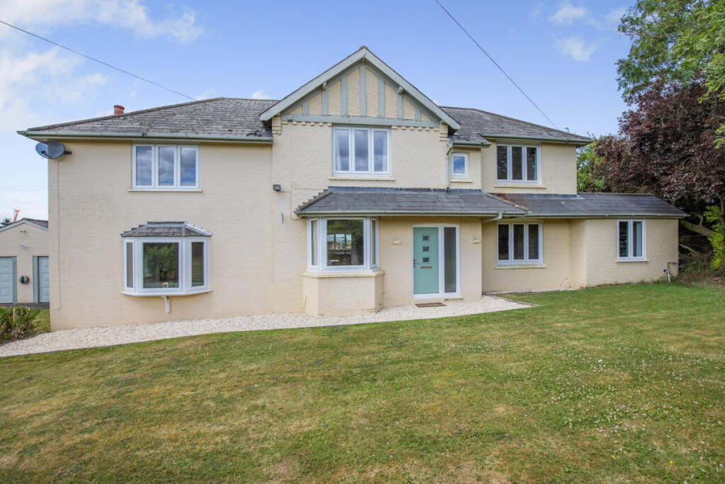 Main image of property: Newland Lane Newland Droitwich, Worcestershire, WR9 7JH