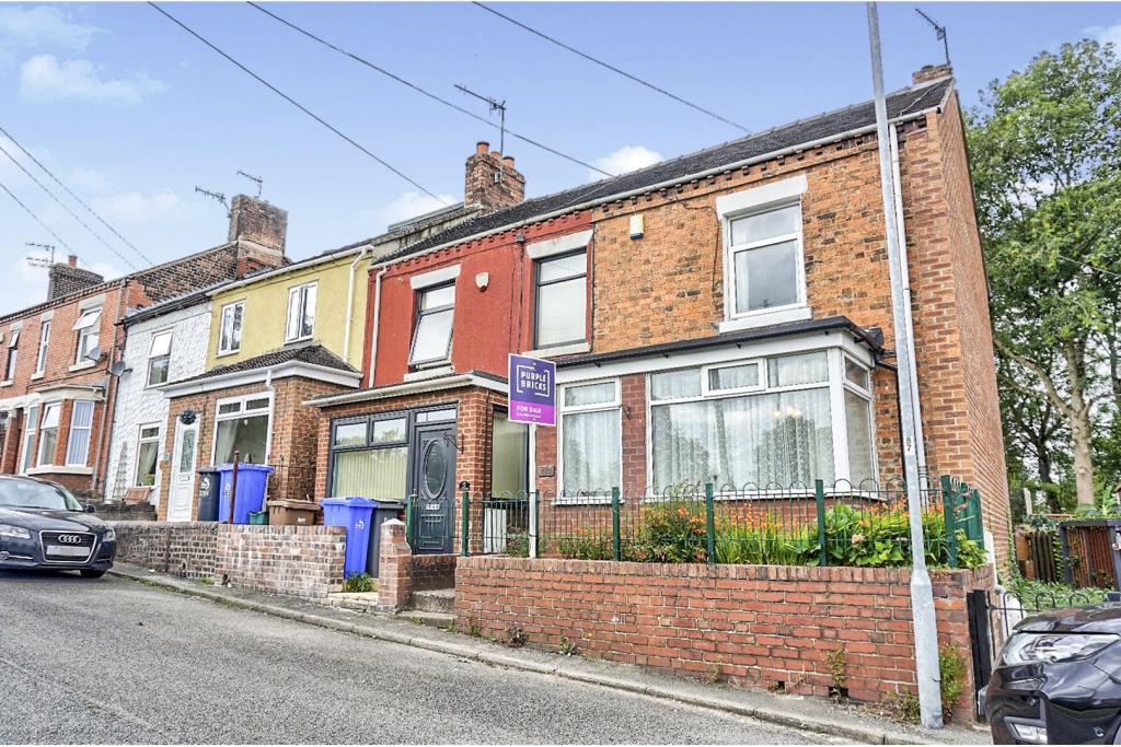 3 bedroom terraced house for sale in Biddulph Road, Stokeontrent, ST6