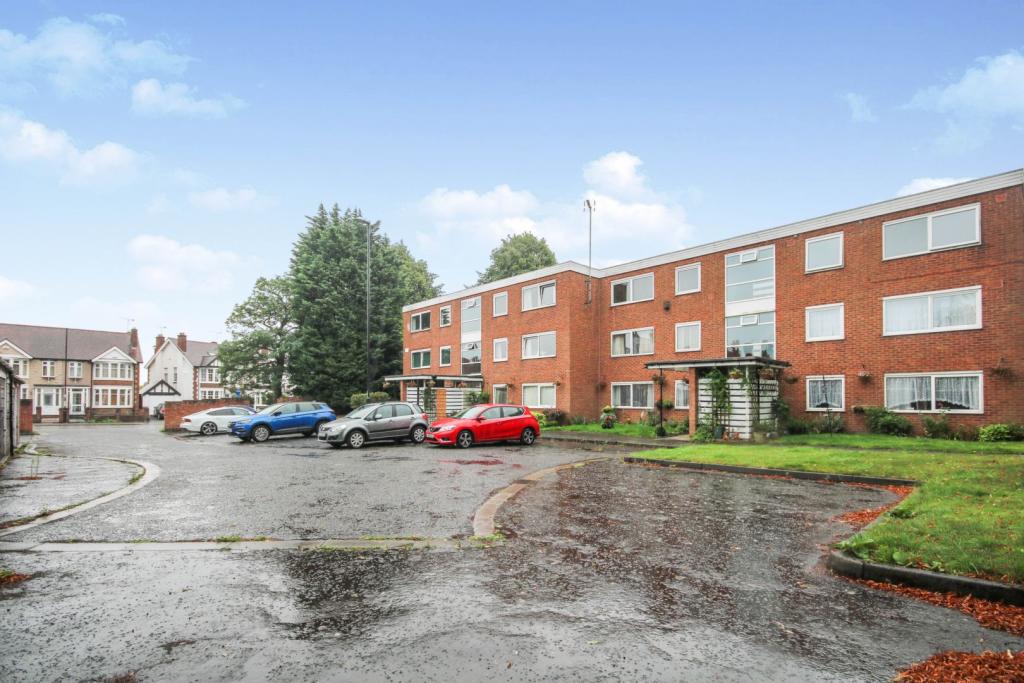 2 bedroom apartment for sale in 149 Binley Road, Coventry, CV3