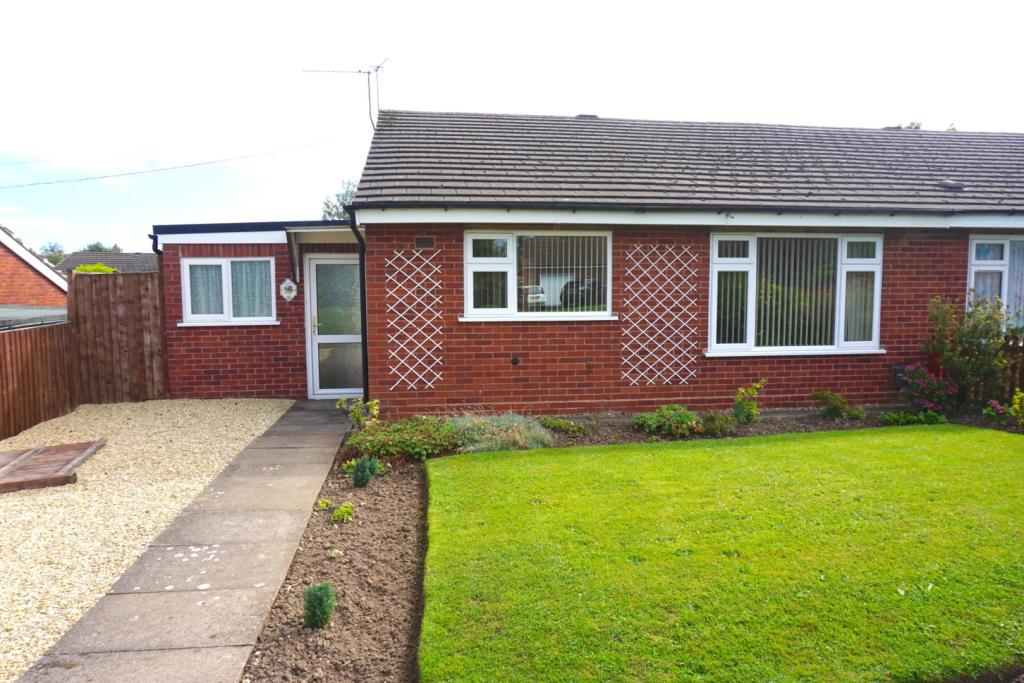 2 bedroom bungalow for sale in Hill Crest Road, St TF2