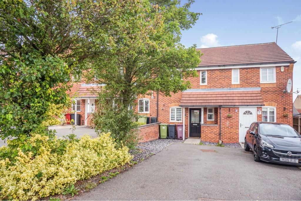 2 bedroom terraced house for sale in Bracken Road, Mansfield, NG20