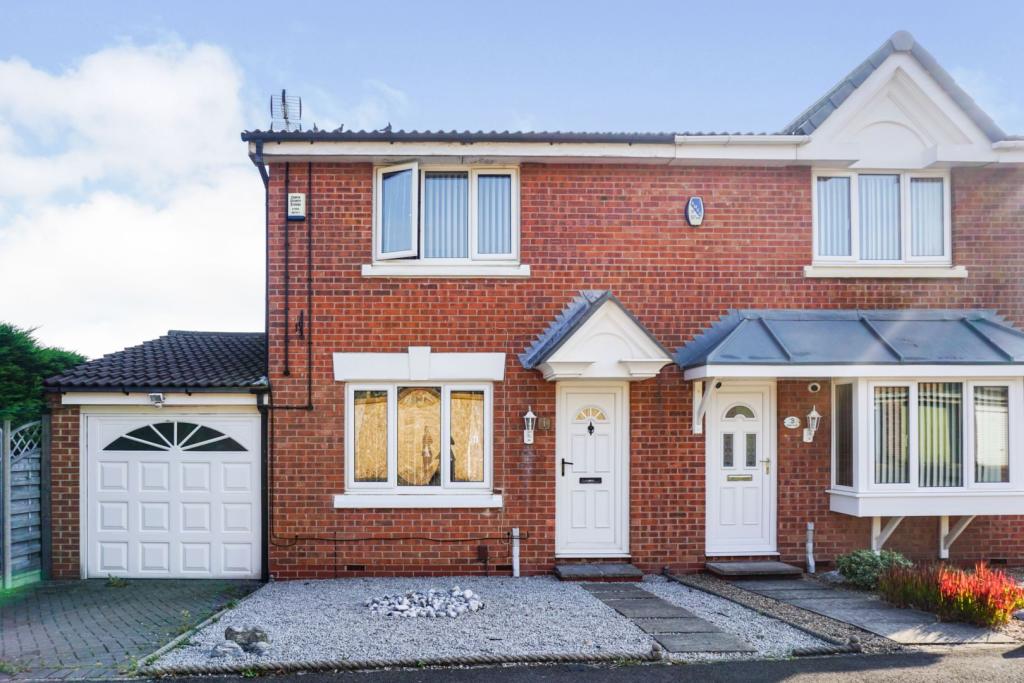 3 bedroom semidetached house for sale in Torbay Crescent, Bestwood, NG5