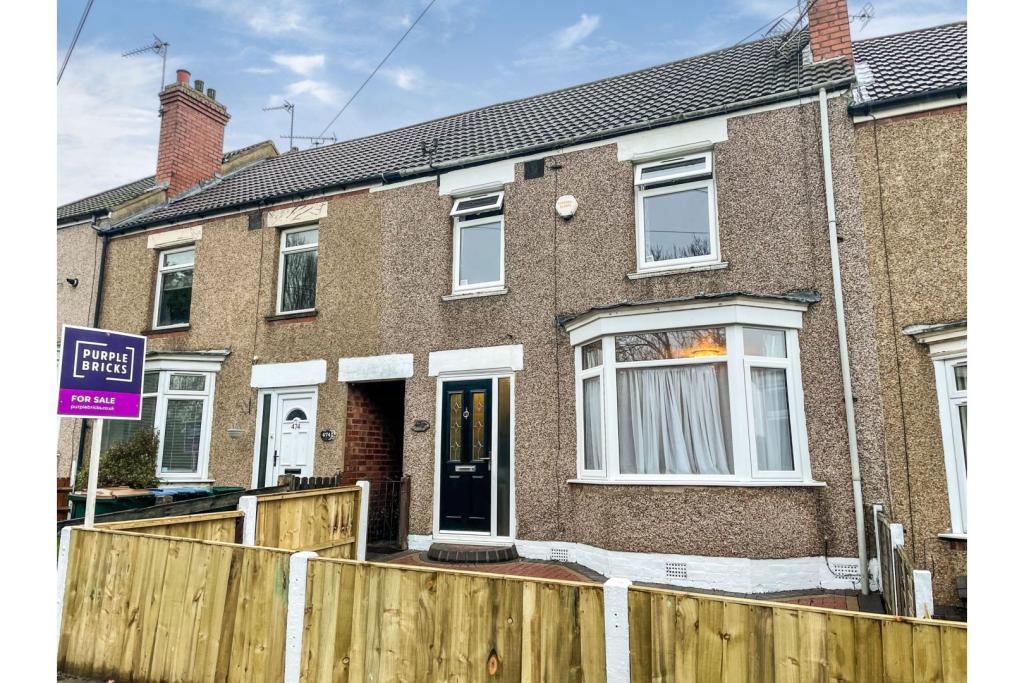 3 bedroom terraced house for sale in Radford Road, Coventry, CV6