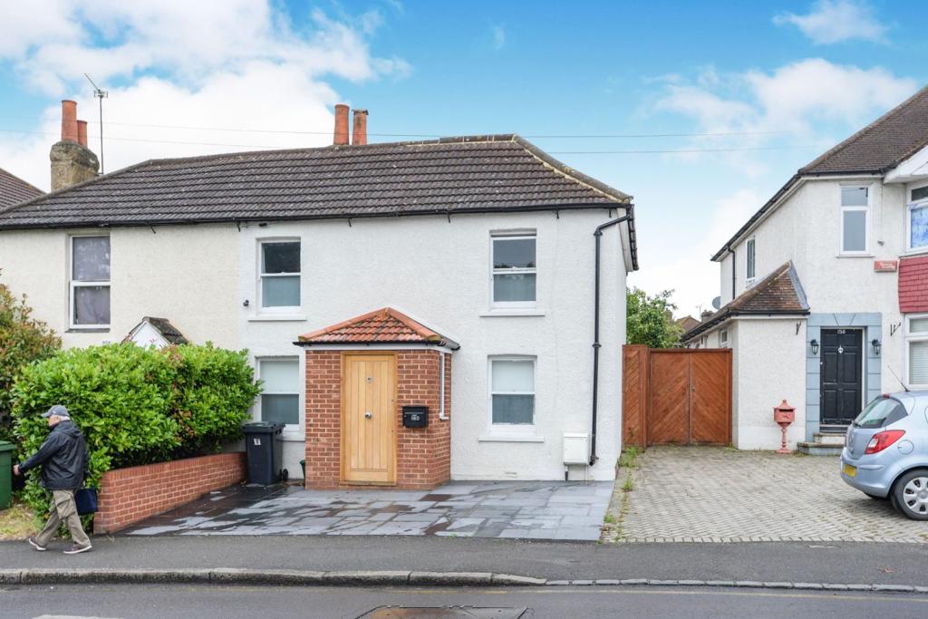 3 bedroom semidetached house for sale in Homesdale Road, Bromley, BR1