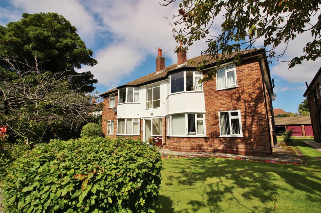 2 bedroom apartment for rent in Freshfield Court, Old Town Lane, Formby