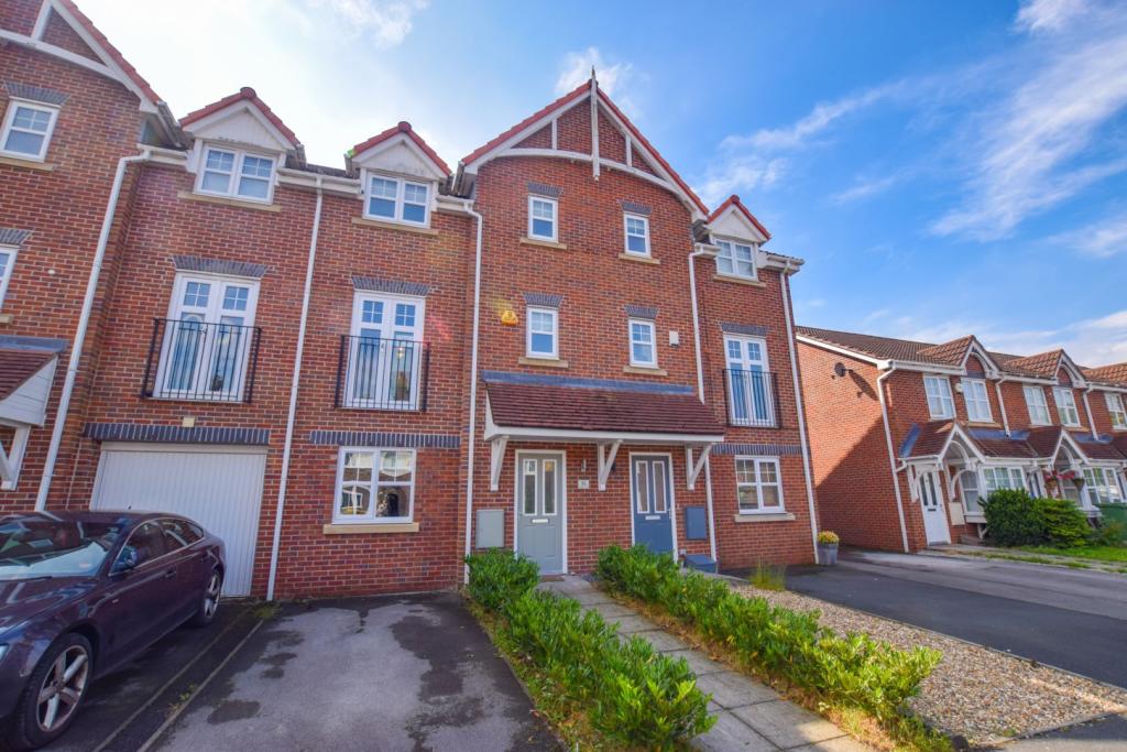 4 bedroom terraced house for sale in Terminus Road, Bromborough, Wirral