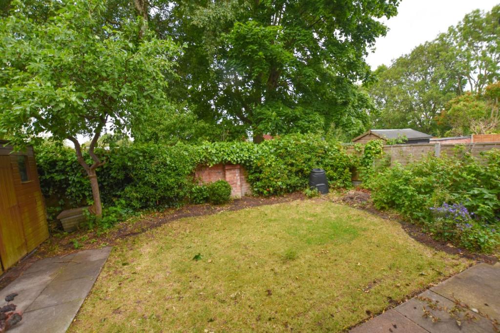 3 bedroom detached house for sale in Kingsley Road, Boughton Heath