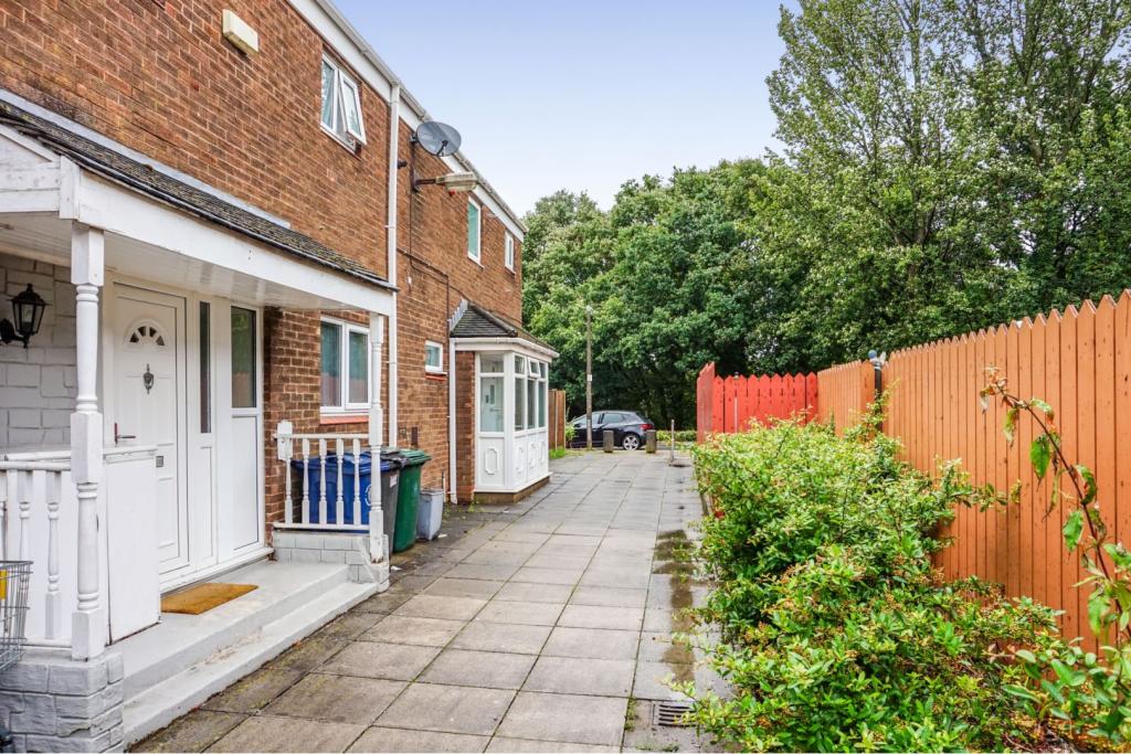 4 bedroom terraced house for sale in Eskdale, Skelmersdale, WN8