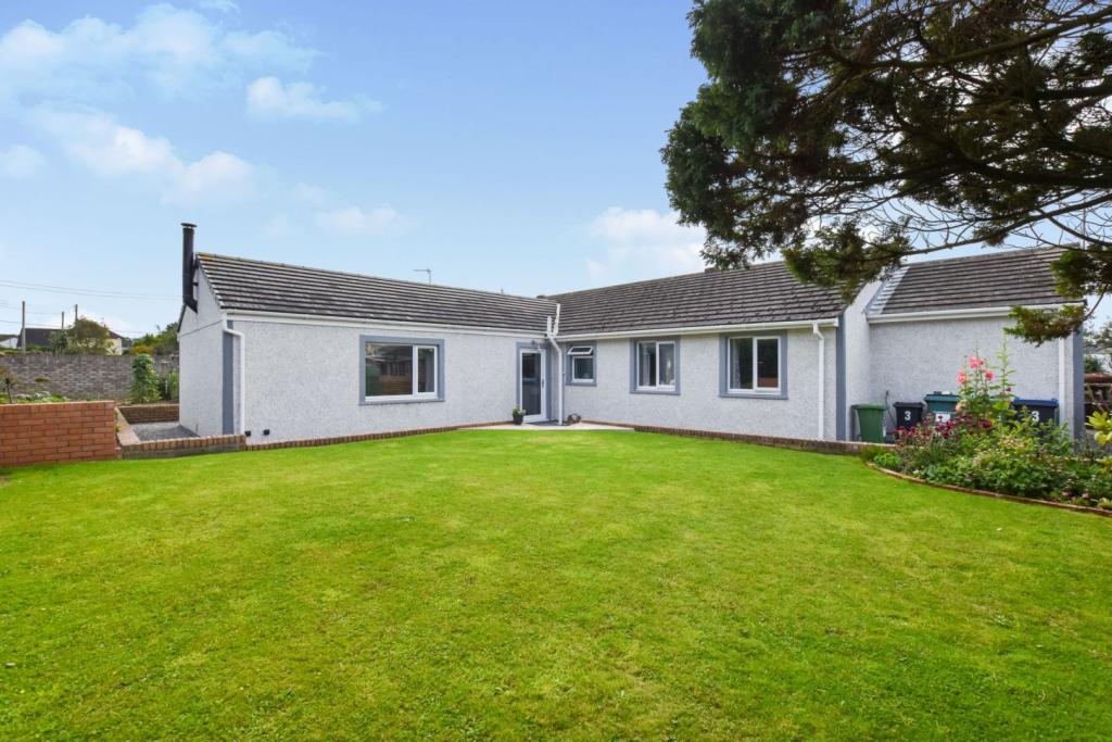 4 bedroom detached bungalow for sale in Barncroft Close, Workington, CA14