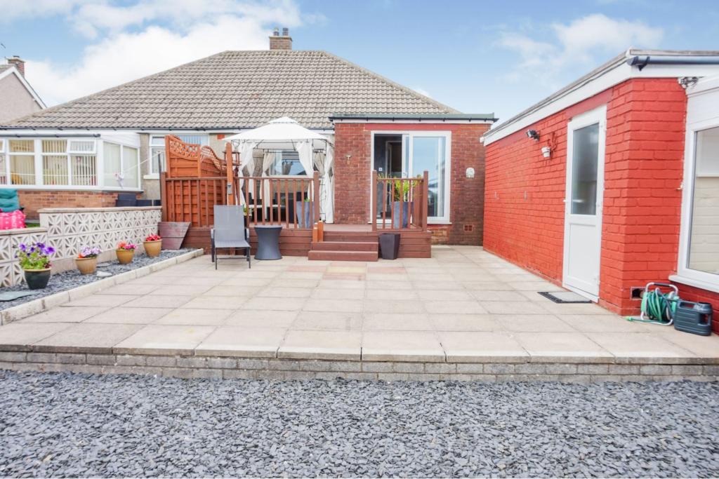 2 bedroom bungalow for sale in Rydal Avenue, Barrowinfurness, LA14