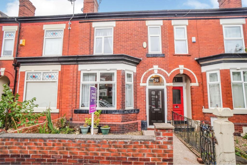 3 bedroom terraced house for sale in Bloom Street, Edgeley, Stockport, SK3