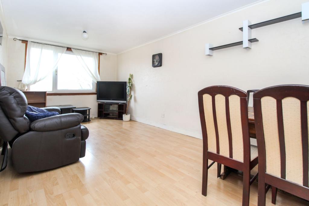 2 bedroom flat for sale in Cornhill Terrace, Aberdeen, AB16
