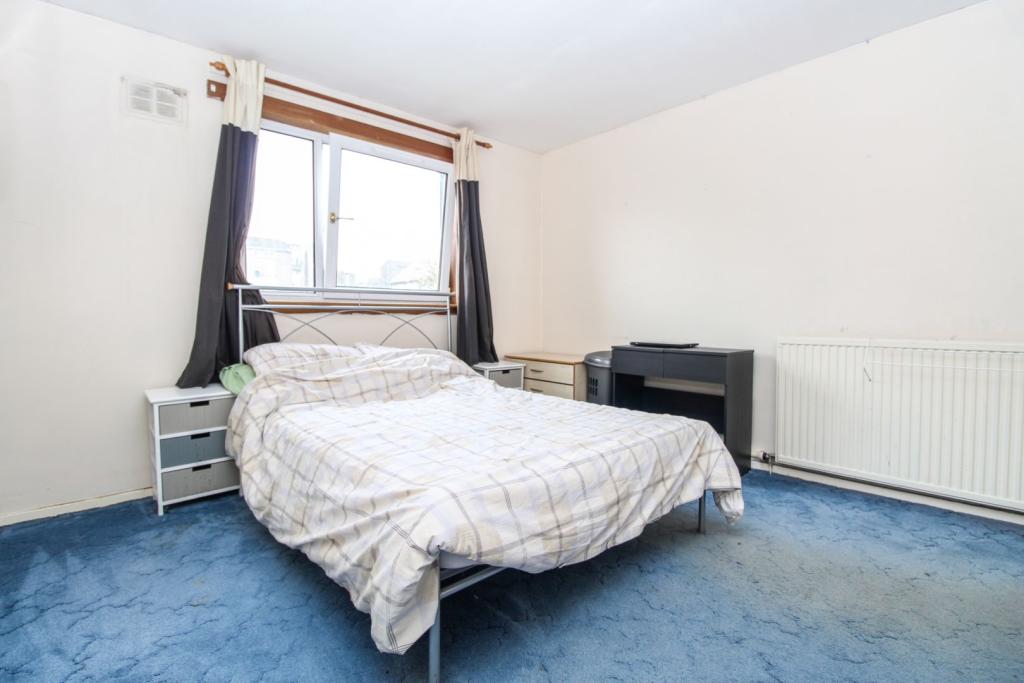 2 bedroom flat for sale in Cornhill Terrace, Aberdeen, AB16