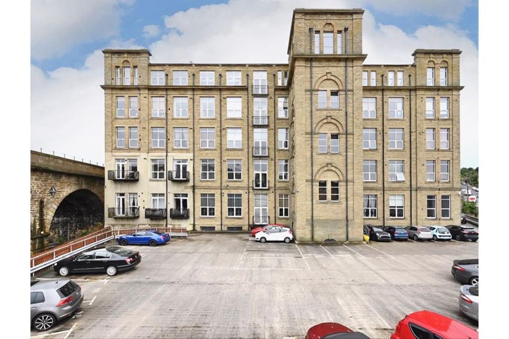 1 bedroom apartment for sale in 1 Bradford Road, Dewsbury, WF13