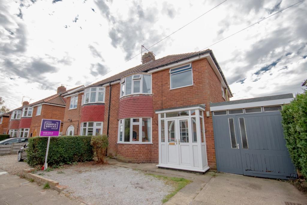 3 bedroom semidetached house for sale in Cranbrook Road, York, YO26