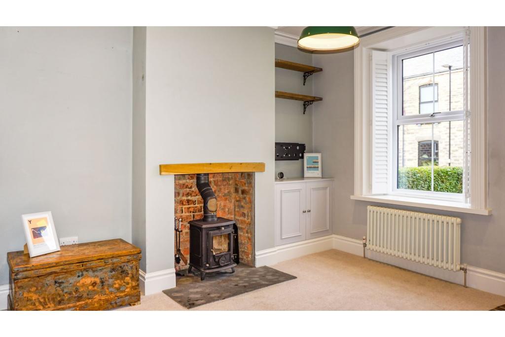 3 bedroom terraced house for sale in Walkley Crescent Road, Sheffield, S6