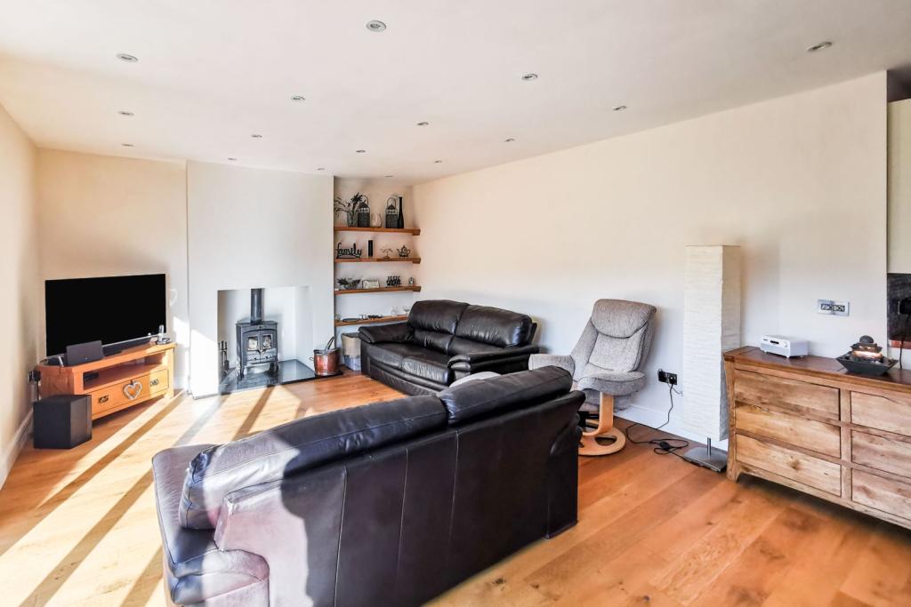 3 bedroom detached bungalow for sale in Dunston Road, Metheringham