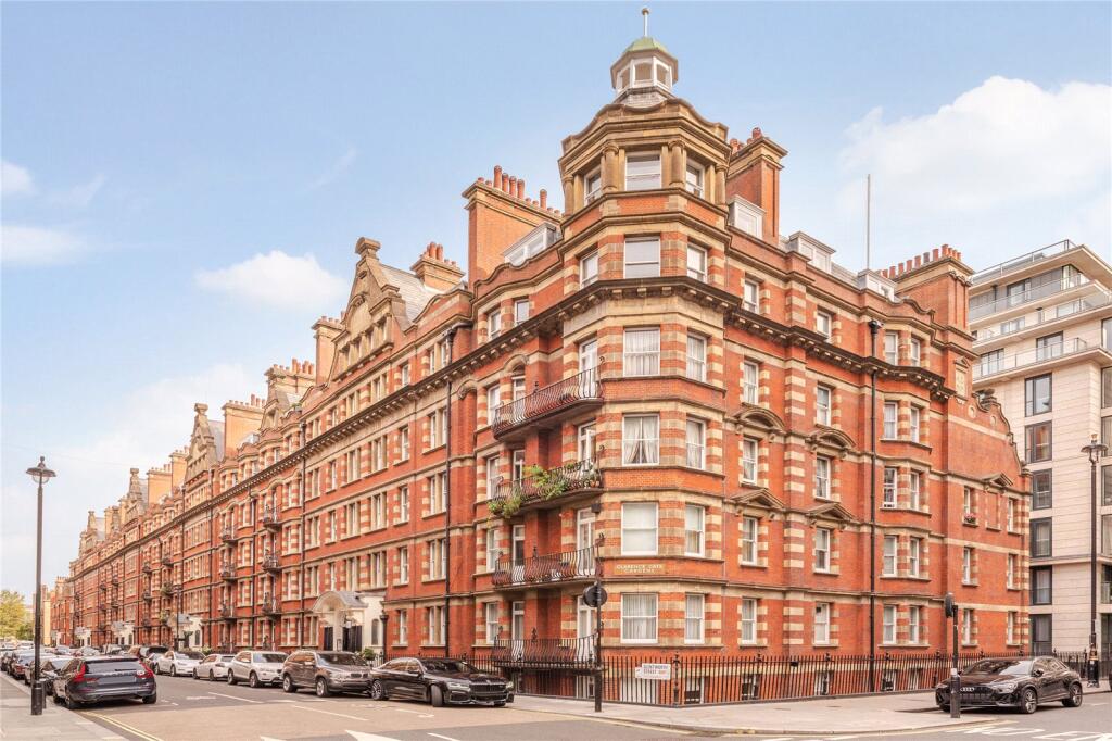 Main image of property: Clarence Gate Gardens, Glentworth Street, London