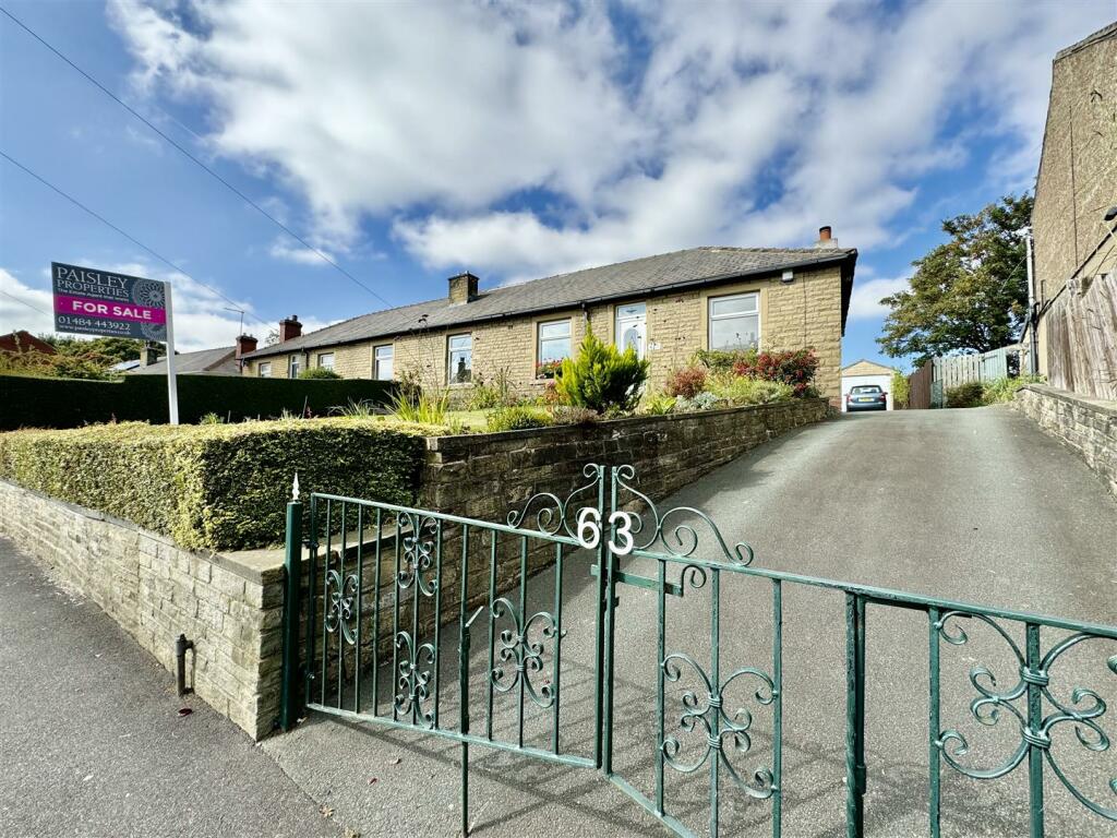 Main image of property: Rawthorpe Lane, Dalton, Huddersfield, HD5 9NT