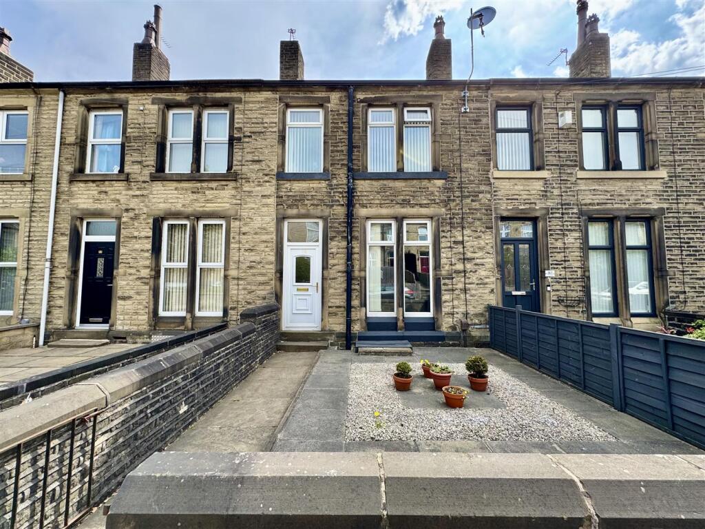 Main image of property: Luck Lane, Marsh, Huddersfield, HD1 4QU