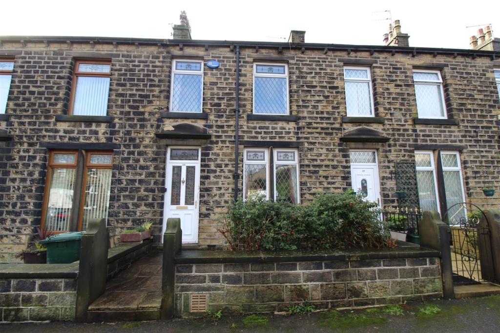 2 bedroom terraced house for sale in Sandwell Street, Slaithwaite