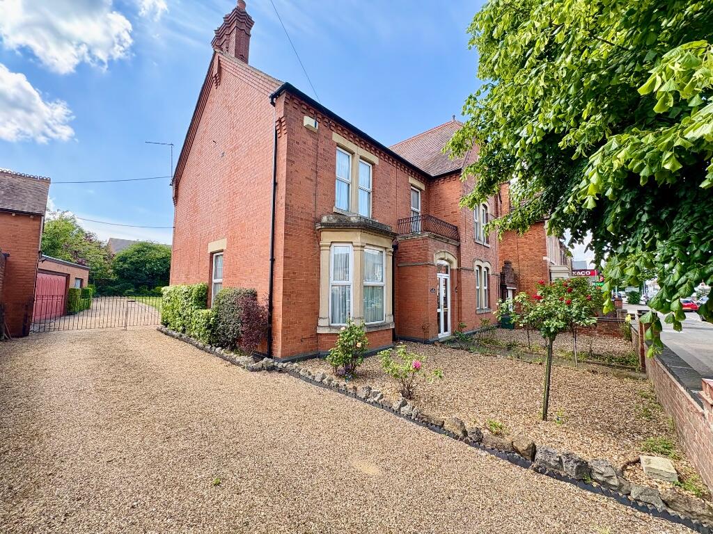 Main image of property: Wellingborough Road, Rushden