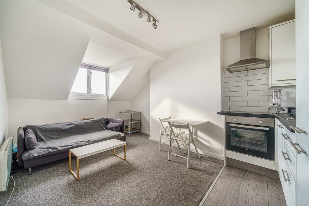 Main image of property: Eldon Park, South Norwood, SE25