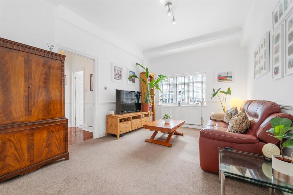 Main image of property: Golden Mews, Howard Road, Penge, London, SE20