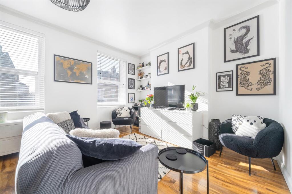 Main image of property: Penge Road, Penge, London, SE20